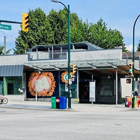 2Br 1.5Ba Full Kitchen Private Guest House - Free Parking - Central Location Vancouver Extérieur photo